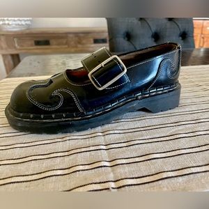 Dr. Martin, Mary Jane, size 8